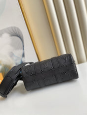 KEEPALL XS 21CM BLACK MONOGRAM SEAL