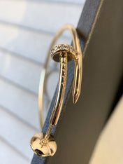 JUSTE EARRINGS 1.8MM DIAMONDS