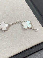 CLOVER SILVER MOP 5 MOTIF BRACELET