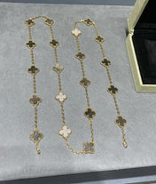 CLOVER 20 MOTIF GREY MOP PINK GOLD NECKLACE