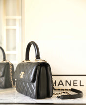 CC TRENDY 20CM BLACK LAMBSKIN GOLD HARDWARE