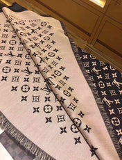 LV SCARF 200 CM IN WOOL MIX SILK 737209
