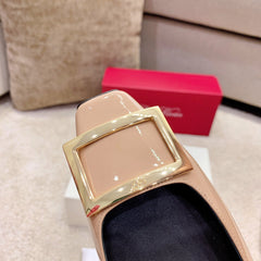 BELLE VIVIER PUMPS IN NUDE GLOSSY CALFSKIN GOLD BUCKLE