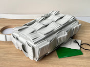 SMALL CASSETTE 23 IN WHITE FRINGED CALFSKIN