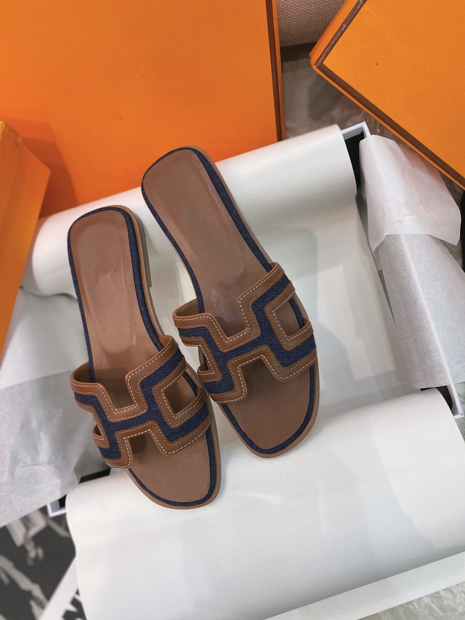 0ran Sandal Brown/Black Leather