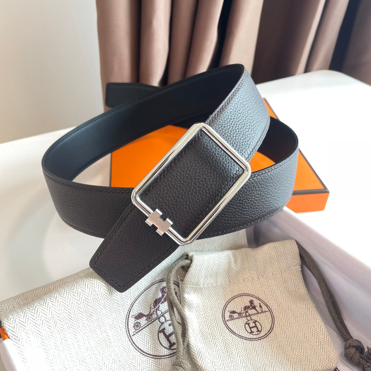TUBE H BELT SILVER BUCKLE & REVERSIBLE DARK BROWN LEATHER STRAP 38MM