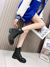 LACE-UP ANKLE BOOTS IN BLACK DENIM AND SHEEPSKIN LINING