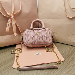 TOO PRETTY 17 HANDBAG IN LIGHT PINK LAMBSKIN