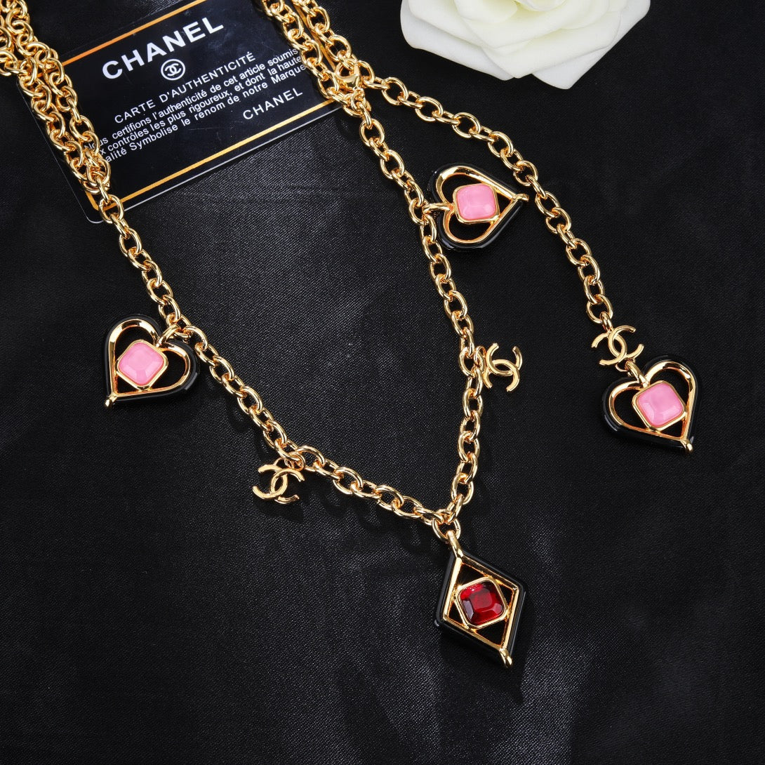 CHANEL 25S CHAIN BELT IN GOLD METALLIC STONE-EMBELLISHED 612631
