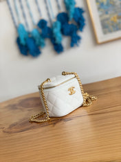 CC MINI 10 VANITY IN WHITE CALFSKIN GOLD HARDWARE