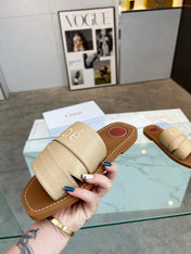 WOODY MULE IN TUSCAN BEIGE LAMBSKIN WITH EMBROIDERED LOGO