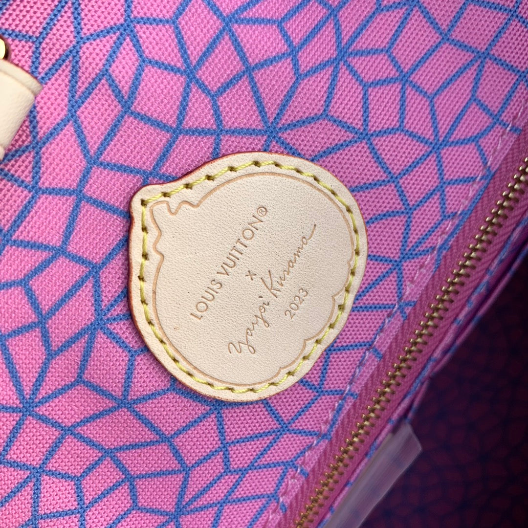 LV x YK ONTHEGO 35 IN BROWN MONOGRAM COATED CANVAS AND CALFSKIN PUMPKIN PATTERN