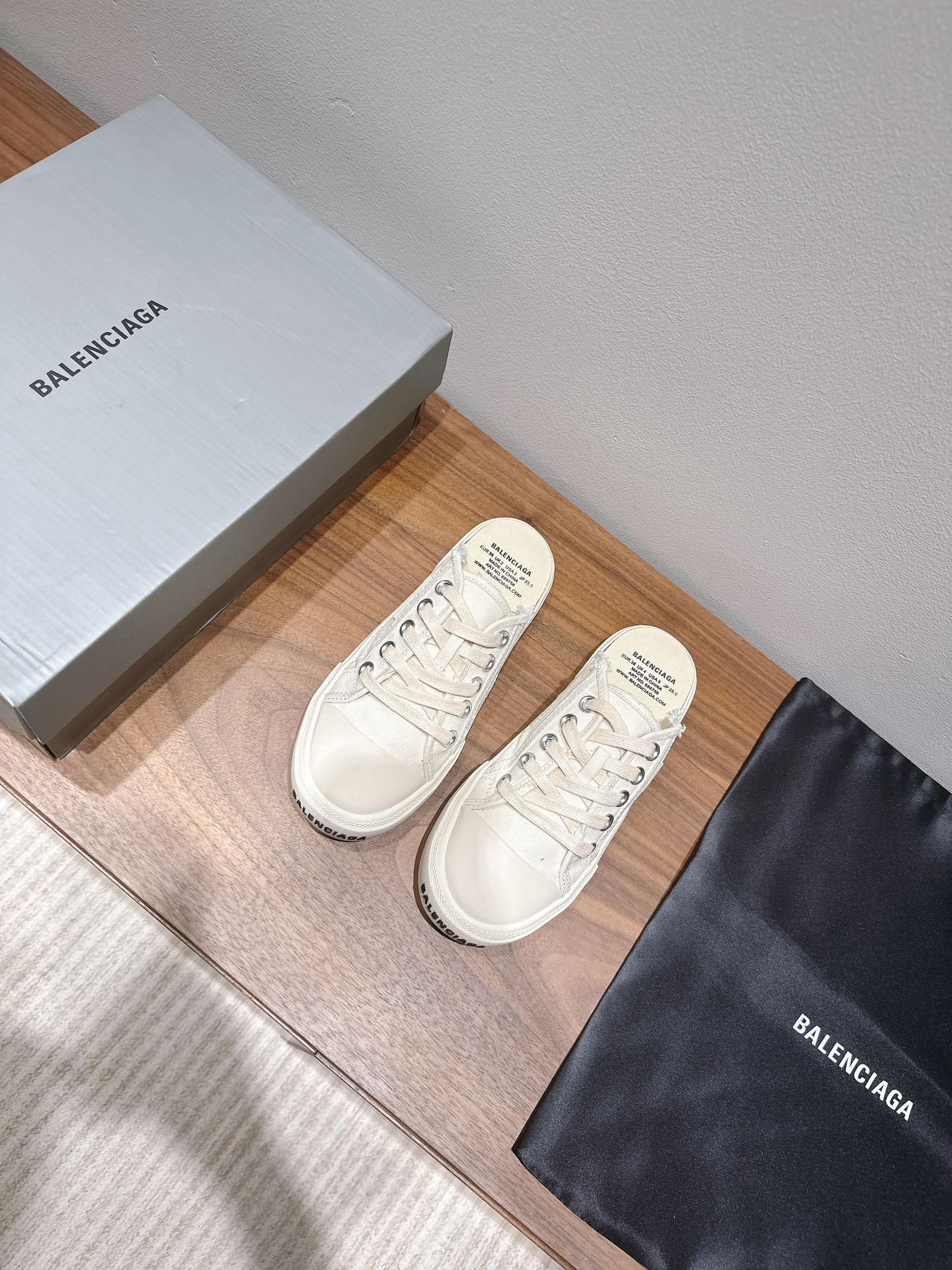 BALENCIAGA 25S SPORT CLOGS IN CREAM WHITE CANVAS