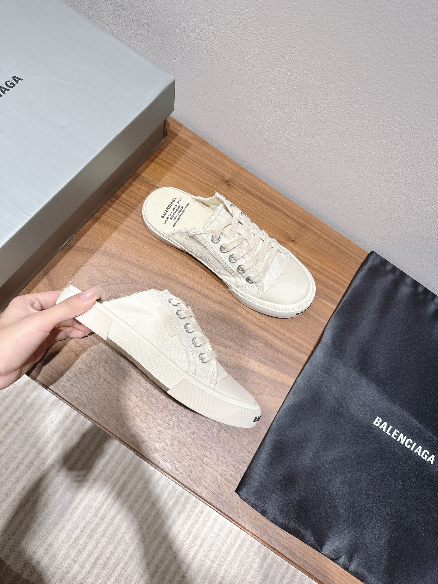 BALENCIAGA 25S SPORT CLOGS IN CREAM WHITE CANVAS