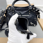 NEO CAGOLE 26 IN BLACK LAMBSKIN