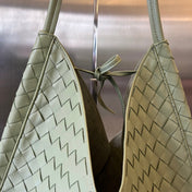 MEDIUM SOLSTICE 44 SARDINE GREY LAMBSKIN