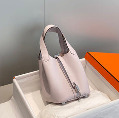 picotin lock 18 soft pink togo shw