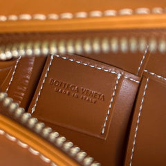 SMALL CYLINDER CASSETTE 21 IN RAW SIENNA CALFSKIN