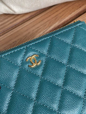 CC CLASSIC SMALL 15 ZIPPED POUCH IN PINE GREEN GRAINED CALFSKIN