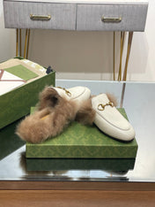 HORSEBIT MULE IN WHITE CALFSKIN AND LAMB WOOL LINING