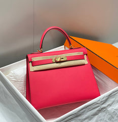 KELLY 28CM IN ROSE TYRIEN SWIFT CALFSKIN GOLD HARDWARE