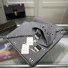 SET SCARF AND HAT IN BLACK MIX WHITE WOOL AND CASHMERE 946332