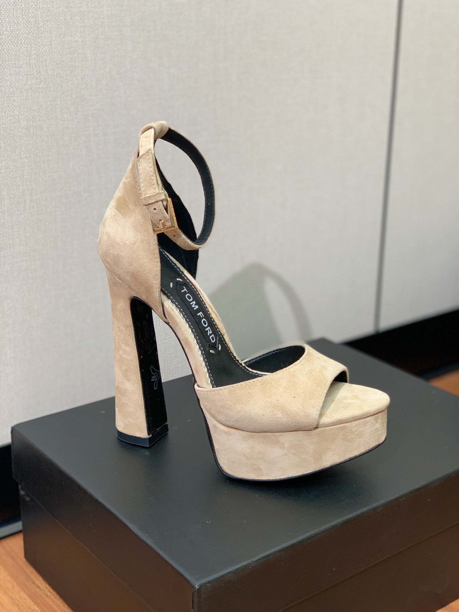 HIGH HEEL 14.5 CM SANDALS IN TORTILLA BROWN SUEDE