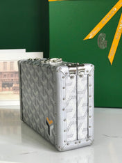 MINAUDIERE TRUNK BAG 17 IN WHITE GOYARDINE CANVAS