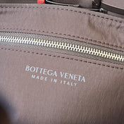 SMALL CASSETTE 23 IN COLORFUL CALFSKIN