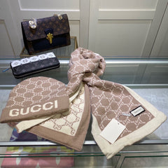 SET CLASSIC SCARF AND HAT IN CAMEL BROWN MONOGRAM CASHMERE 200521