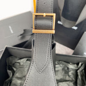 LE 5 À 7 SMALL SUPPLE 23 IN GRAY LAMBSKIN GOLD BUCKLE