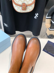 ANKLE BOOTS IN CINNAMON BROWN CALFSKIN