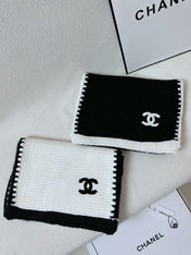 CHANEL 25S SCARF 200 IN CASHMERE 740364