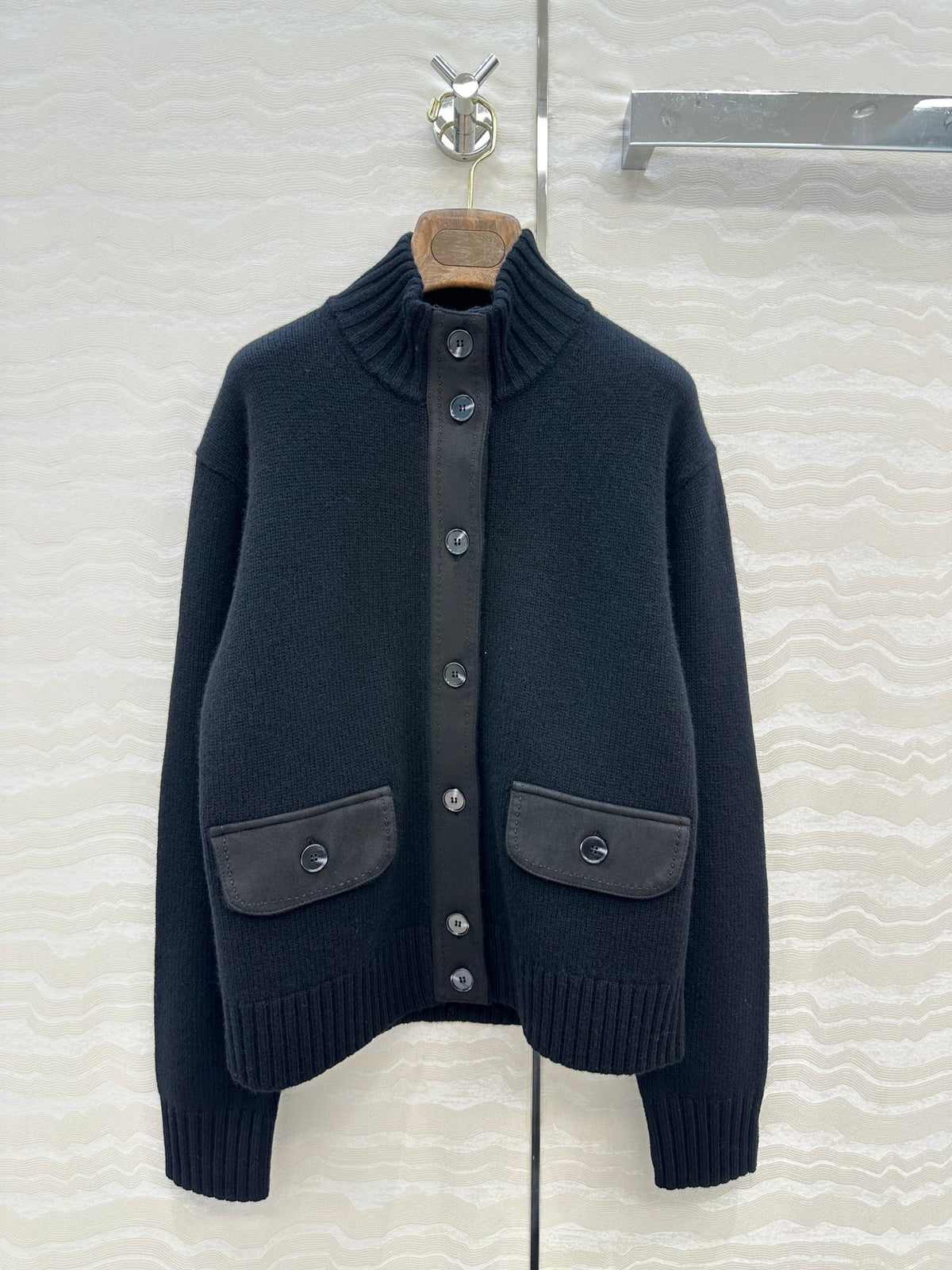 LP CARDIGAN STYLE 207
