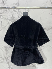 YSL 25S SHORT-SLEEVED SHEARLING COAT STYLE 231