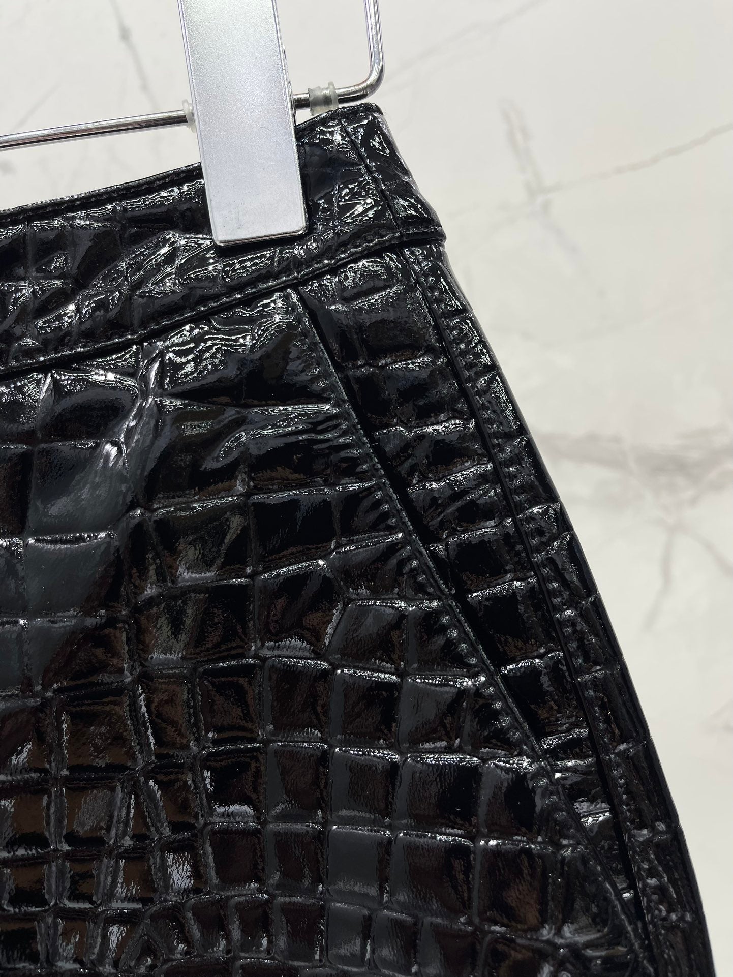 YSL 25S CROC LEATHER SKIRT STYLE 108