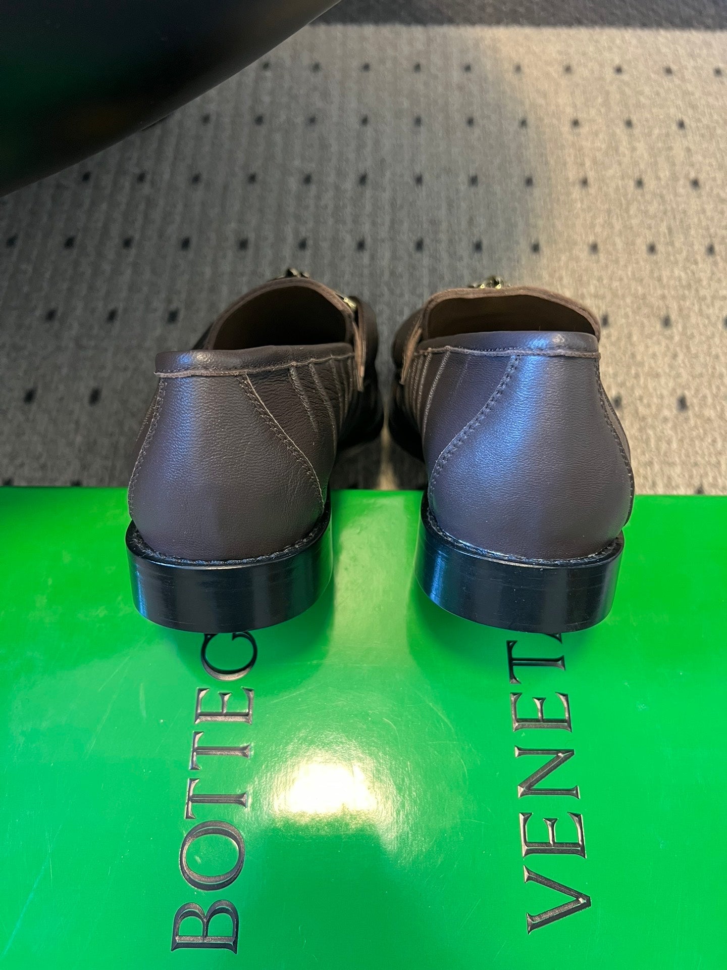 BOTTEGA VENETA 26S LOAFERS IN CHOCOLATE BROWN LAMBSKIN WITH GOLD HARDWARE