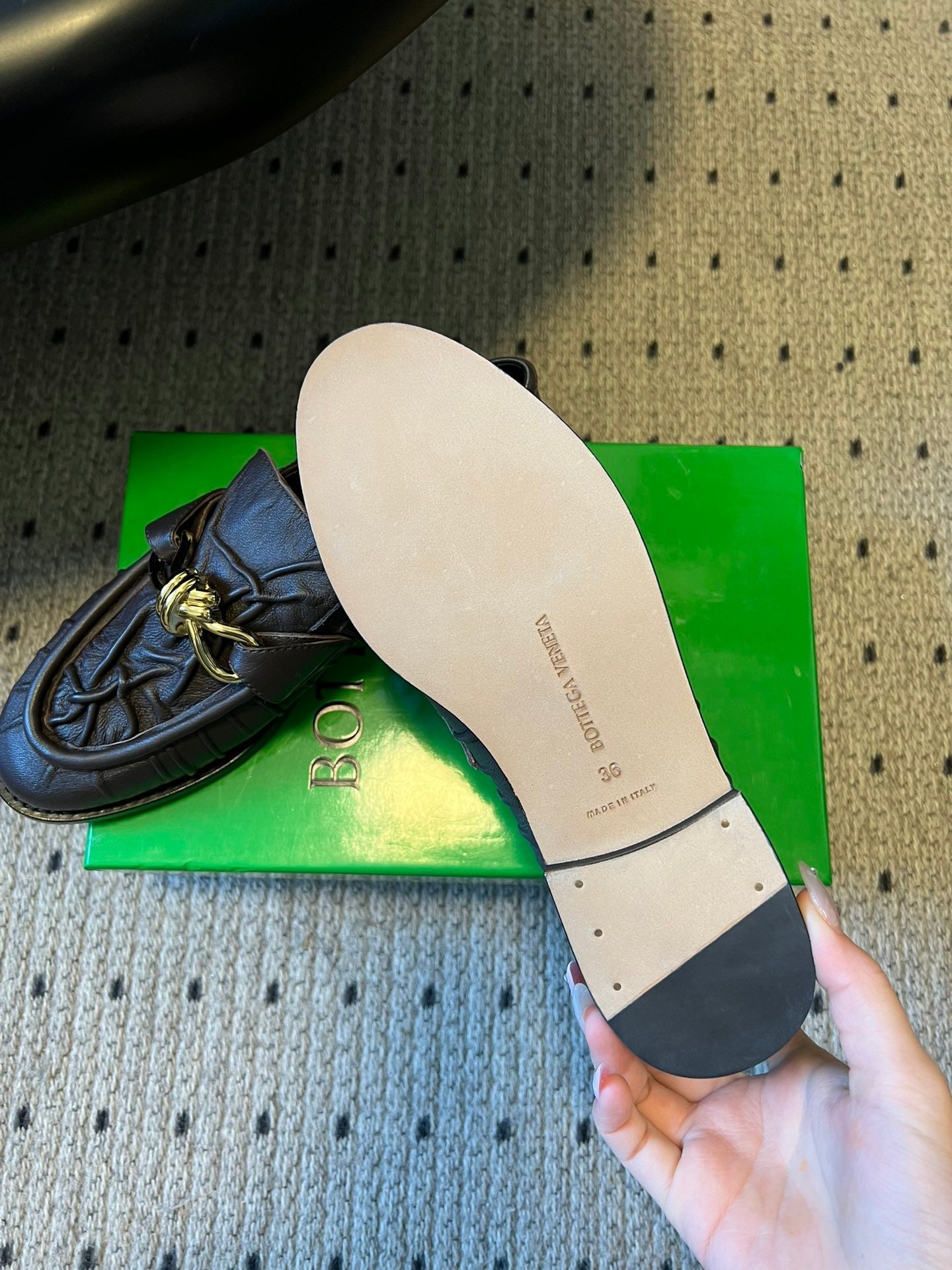 BOTTEGA VENETA 26S LOAFERS IN CHOCOLATE BROWN LAMBSKIN WITH GOLD HARDWARE