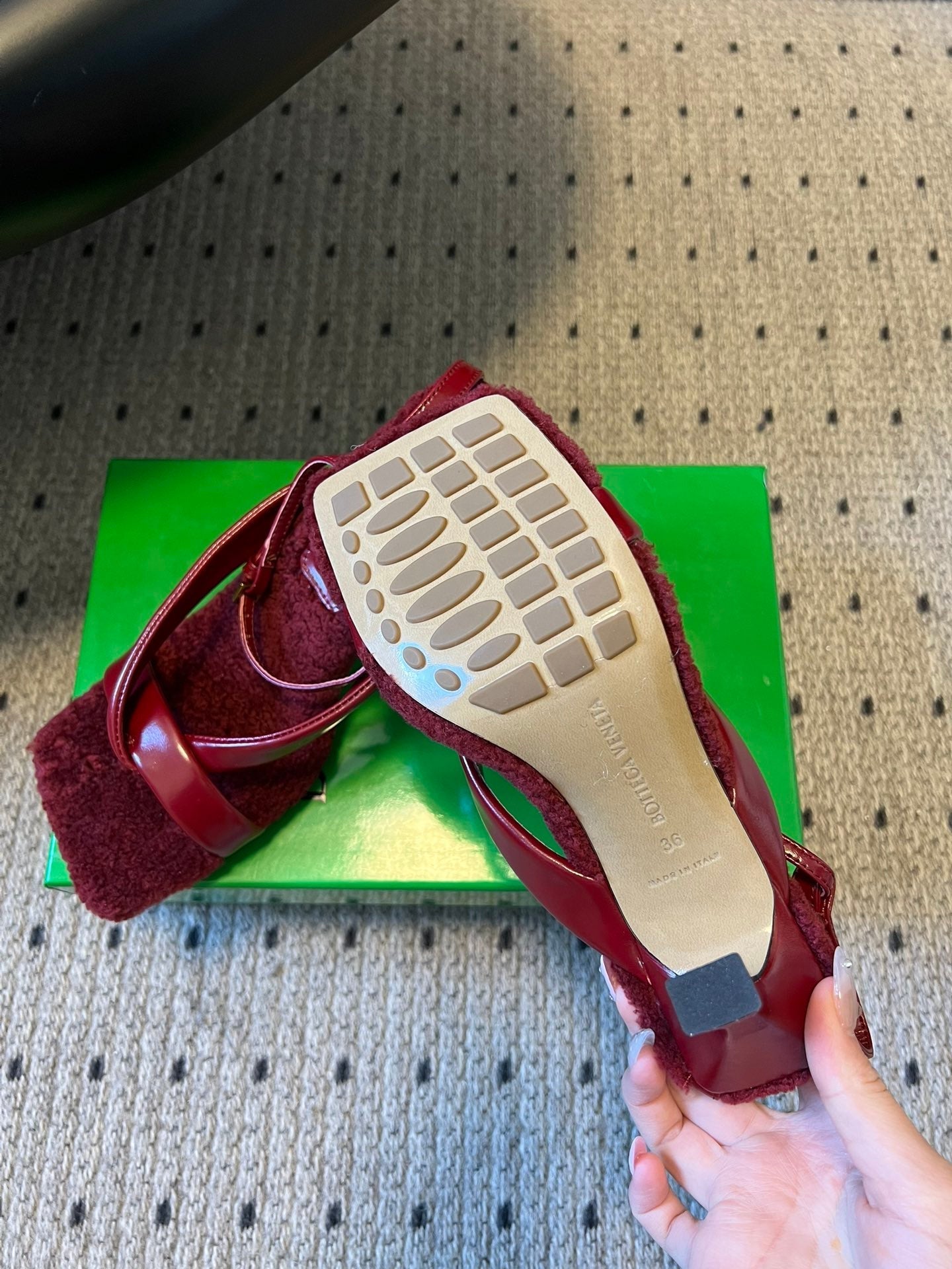 BOTTEGA VENETA 26S SQUARE-TOE HIGH-HEEL SANDALS 90 MM IN RED LAMBSKIN AND WOOL