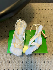 BOTTEGA VENETA 26S SQUARE-TOE HIGH-HEEL SANDALS 90 MM IN WHITE LAMBSKIN AND WOOL