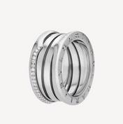 ZERO 1 THREE-BAND WITH DEMI-PAVED DIAMONDS ON THE EDGES RING