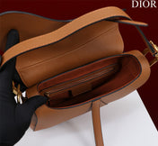 SADDLE BAG 25 WITH STRAP GOLD GRAINED CALFSKIN GHW