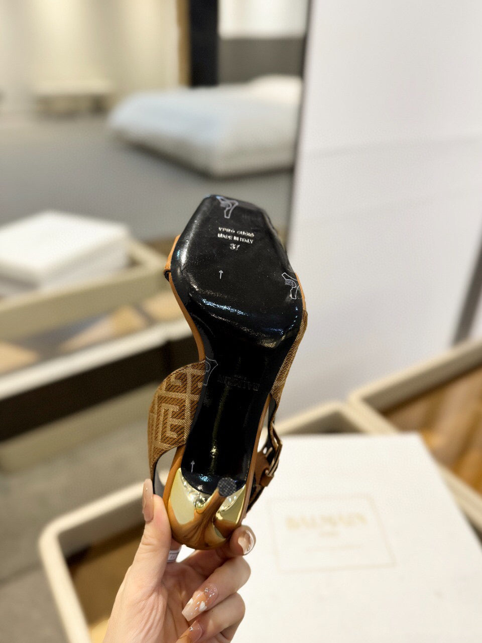 RUBY SANDALS IN BROWN CALFSKIN AND PB LABYRINTH CANVAS