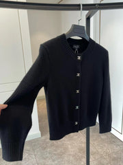 CC CLASSIC CARDIGAN IN BLACK WOOL CASHMERE