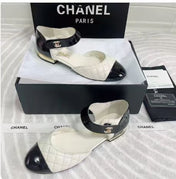 CC CLASSIC MARY JANE FLATS IN WHITE AND BLACK QUILTED CALFSKIN