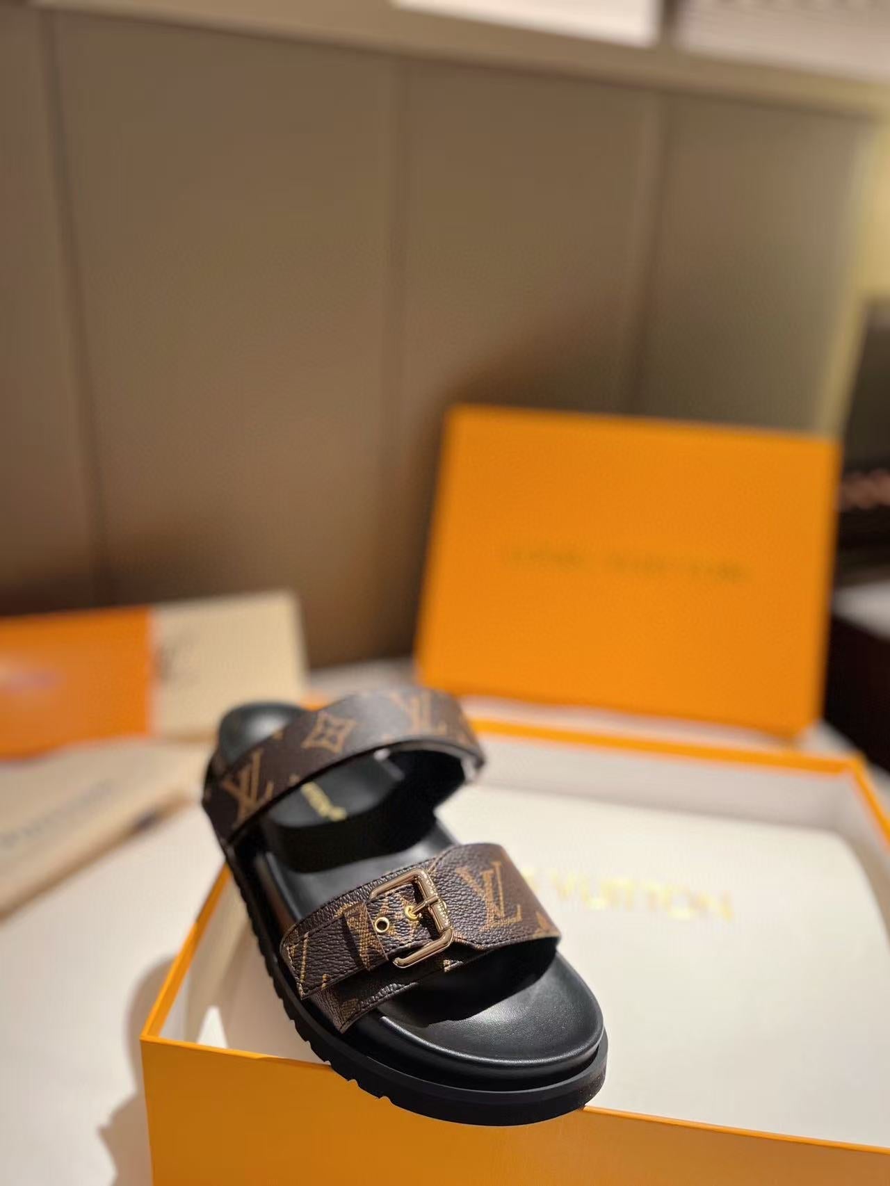 LV GOLD BUCKLE SANDALS IN BROWN MONOGRAM CANVAS