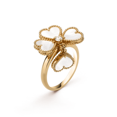 SWEET CLOVER WHITE MOP RING