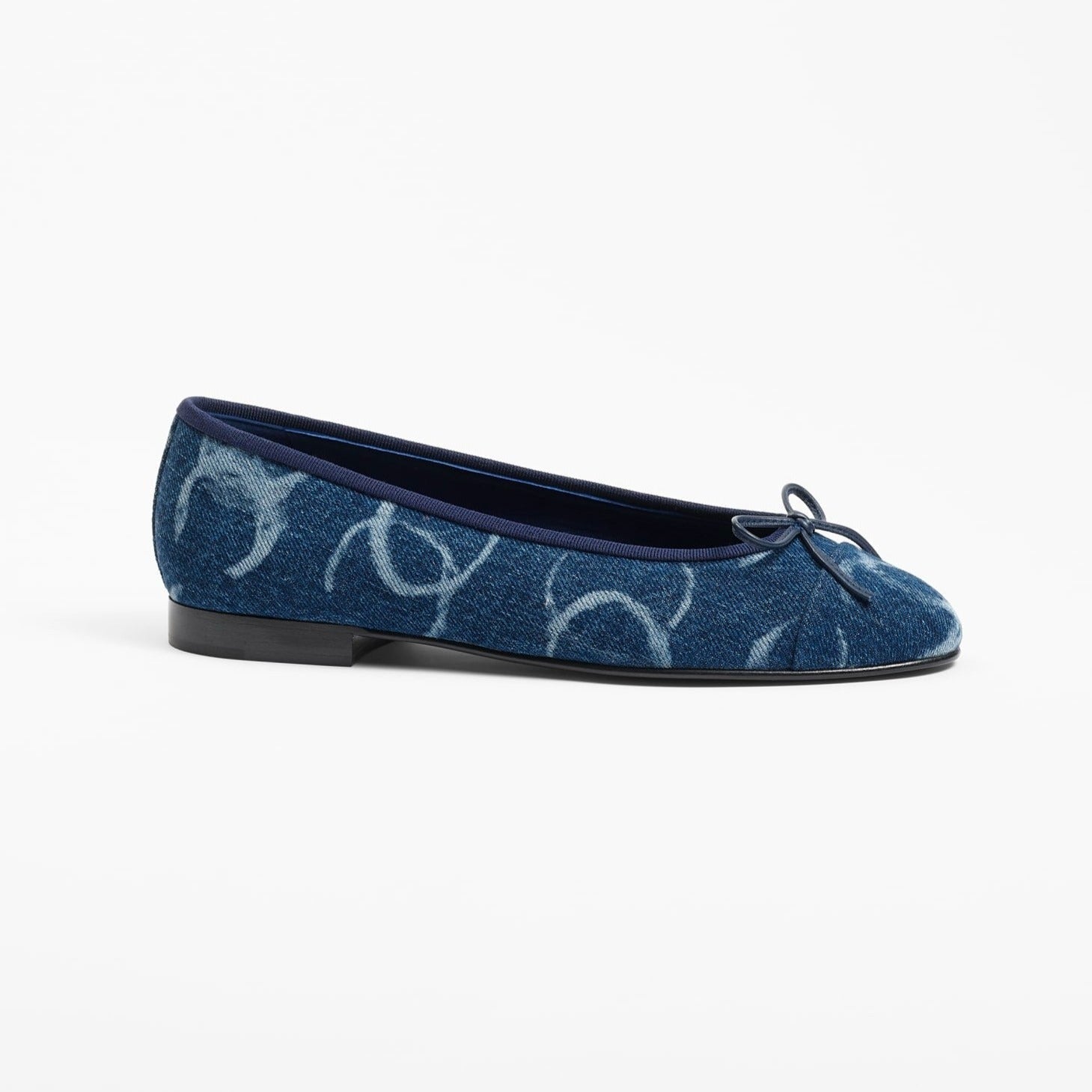 ballet-flats-dark-blue-white-pri_f3b839cb-4ae1-461d-a3ef-454c555962f5.jpg