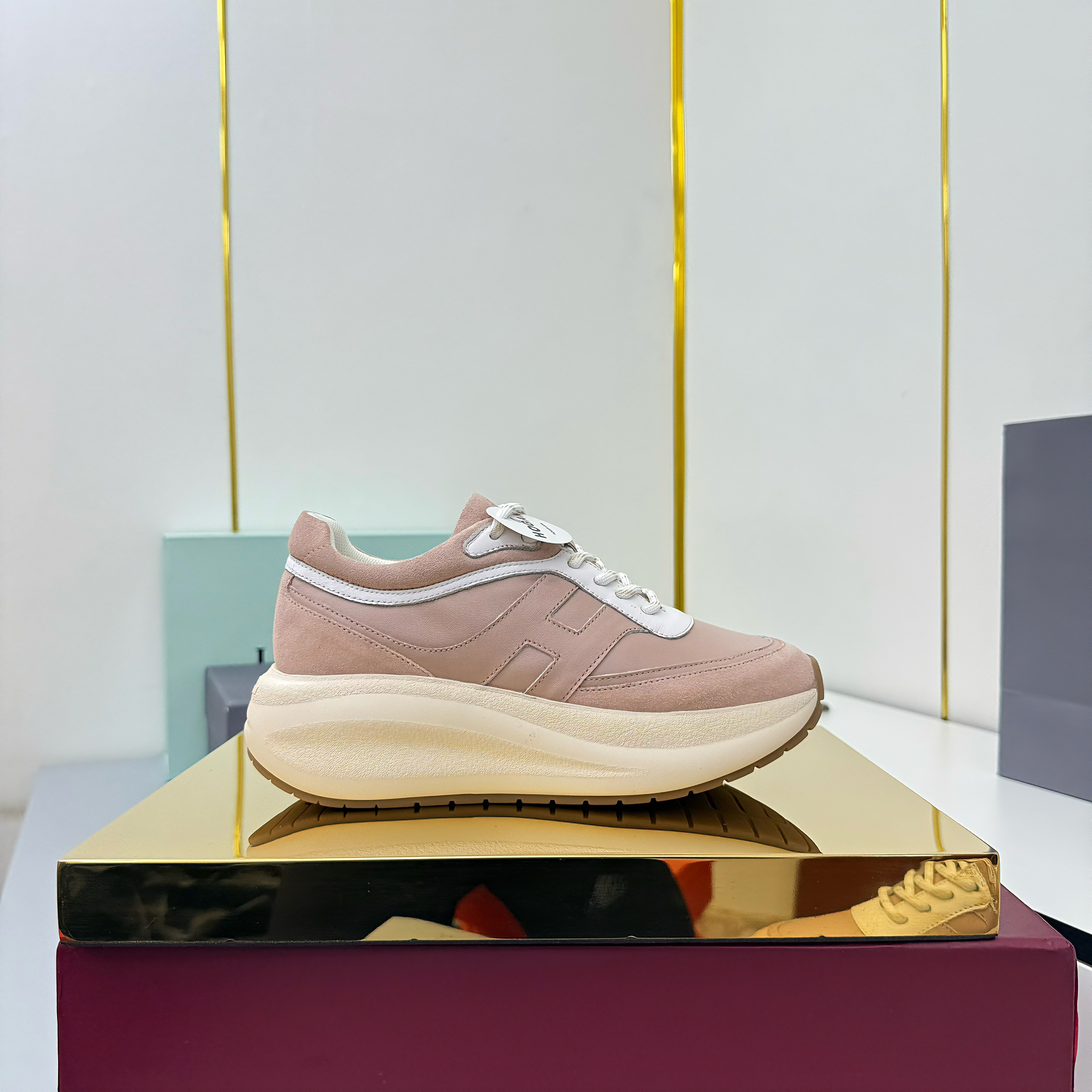 TOM FORD 26S HOGAN SNEAKERS IN PASTEL PINK CALFSKIN AND SUEDE