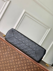 ANYTIME MM 42 IN BLACK MONOGRAM EMPREINTE CALFSKIN GOLD HARDWARE